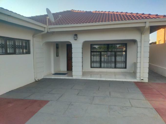 3 Bedroom House for Sale For Sale in Thohoyandou - MR667725