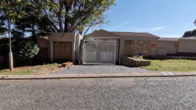 SA Home Loans Sale in Execution 3 Bedroom House for Sale in Alberton - MR667858