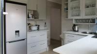 Kitchen - 9 square meters of property in Mohlakeng