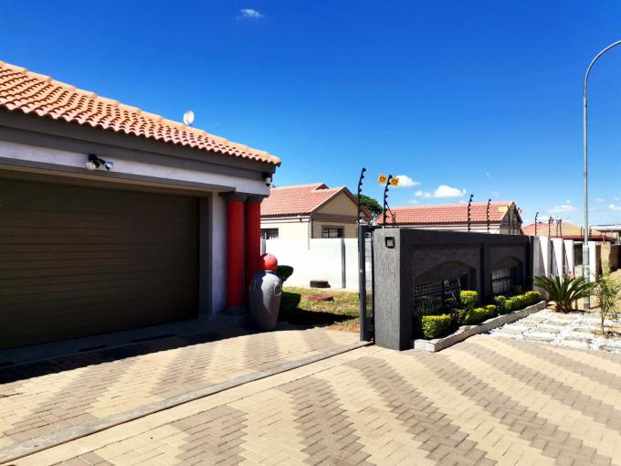 3 Bedroom House for Sale For Sale in Polokwane - MR667914