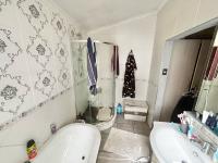 Main Bathroom of property in Bethal