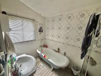 Main Bathroom of property in Bethal