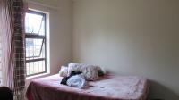 Bed Room 4 - 10 square meters of property in Strubensvallei