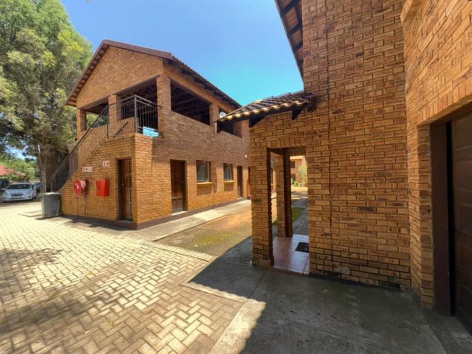 3 Bedroom Apartment for Sale For Sale in Rustenburg - MR668006