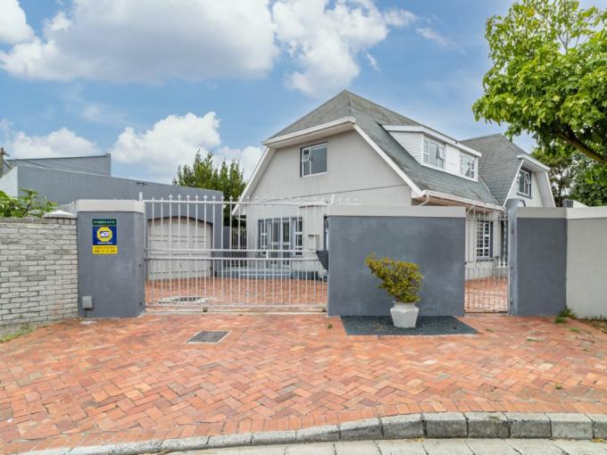 5 Bedroom House for Sale For Sale in Kensington - CPT - MR668021