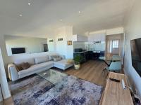  of property in Bloubergrant