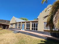  of property in Oudtshoorn