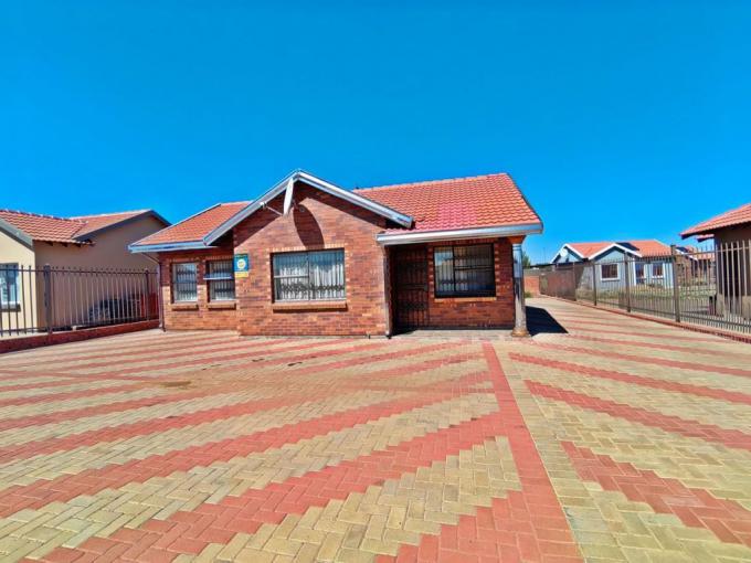 3 Bedroom House for Sale For Sale in Mangaung - MR668146