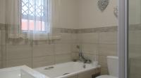 Bathroom 1 - 6 square meters of property in Roseacre