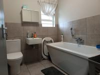 Bathroom 2 of property in Parkdene (JHB)