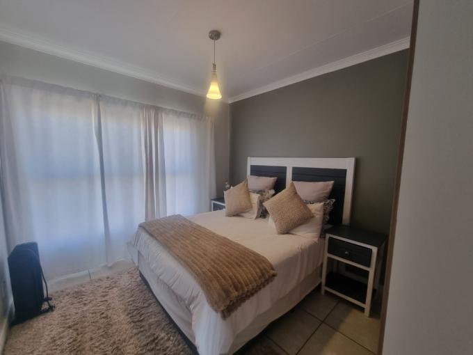 2 Bedroom Apartment for Sale For Sale in Pretoria North - MR668750