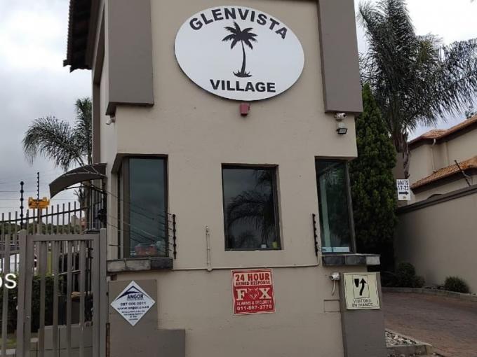 3 Bedroom Simplex for Sale For Sale in Glenvista - MR668799