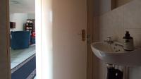 Bathroom 1 - 2 square meters of property in Vorna Valley