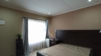 Main Bedroom - 26 square meters of property in Tres-Jolie A.H.