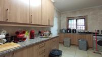 Kitchen - 24 square meters of property in Tres-Jolie A.H.