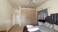 Main Bedroom - 24 square meters of property in Florida