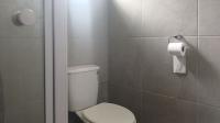 Main Bathroom - 4 square meters of property in Mindalore