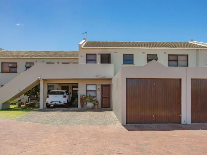 3 Bedroom Apartment for Sale For Sale in Paarl - MR668974