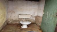 Bathroom 1 of property in Vosloorus