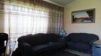 Lounges - 18 square meters of property in Lenasia