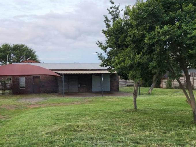 Commercial for Sale For Sale in Modimolle (Nylstroom) - MR669133