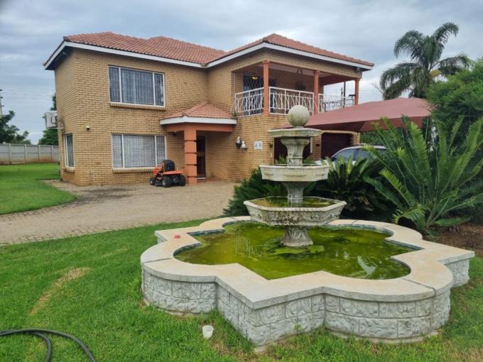 Smallholding for Sale For Sale in Waterkloof (Rustenburg) - MR669259