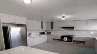 Kitchen of property in Westridge CP