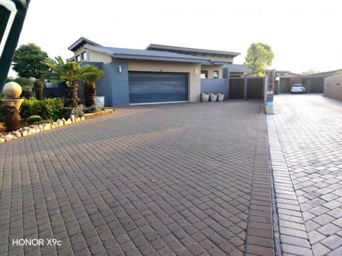 4 Bedroom House for Sale For Sale in Centurion Central - MR669566