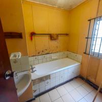  of property in Montclair (Dbn)