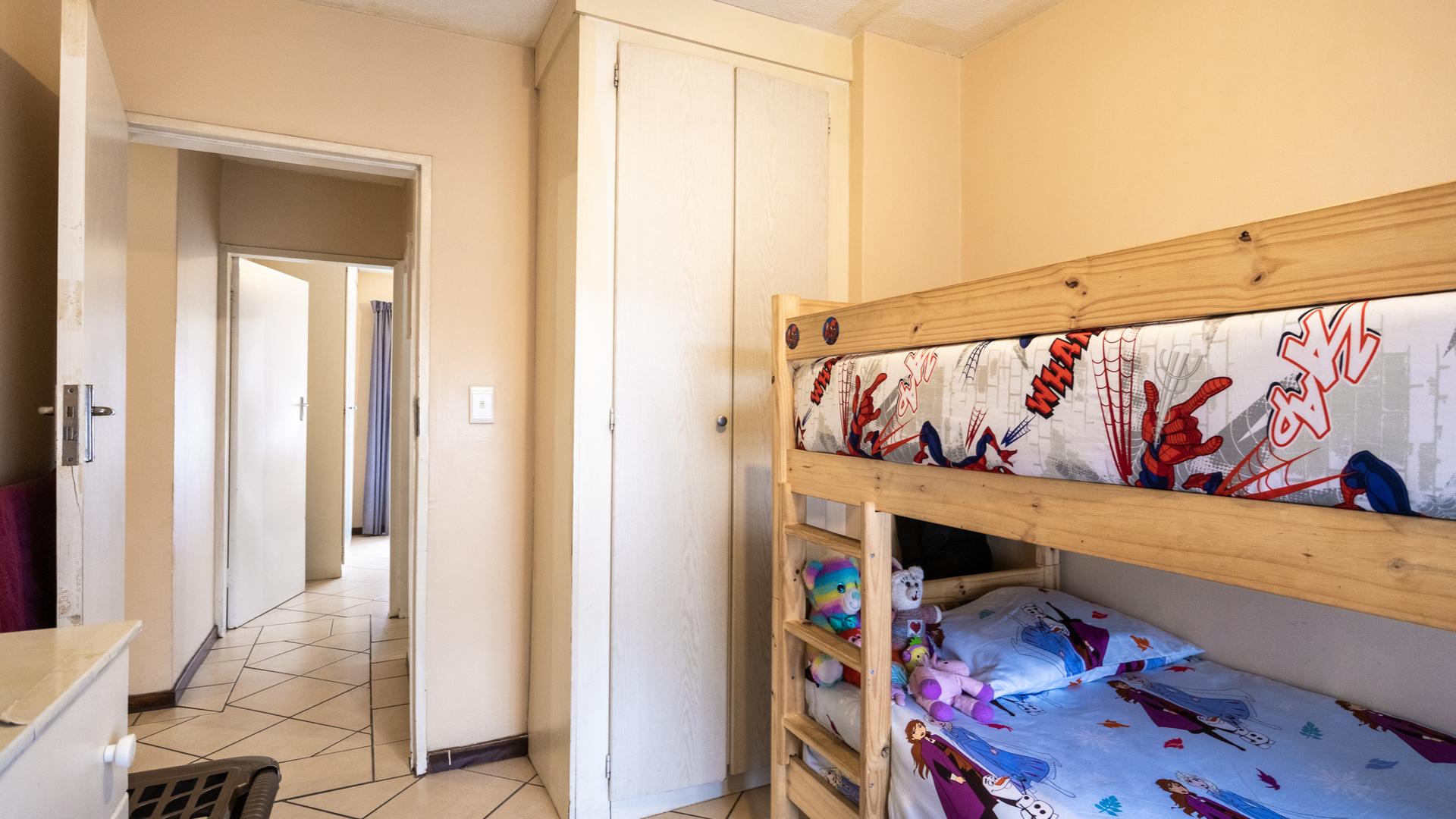  of property in Karenpark