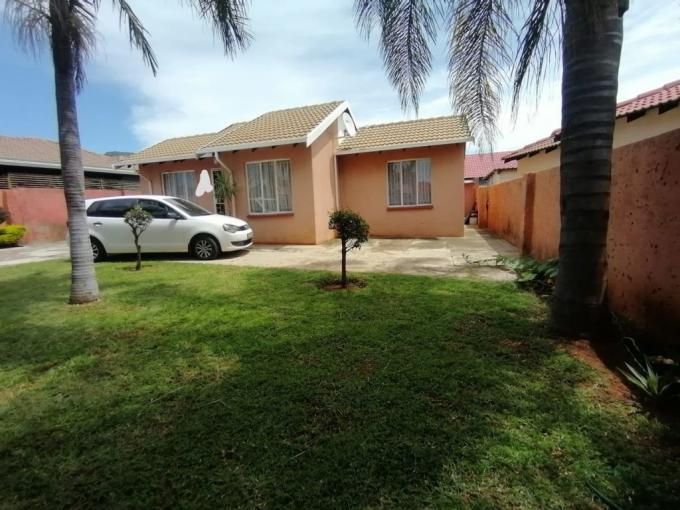 2 Bedroom House for Sale For Sale in Tlhabane West - MR669720