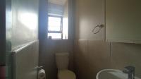 Bathroom 1 - 5 square meters of property in Derdepoortpark