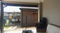 Patio - 7 square meters of property in Derdepoortpark