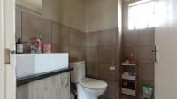 Bathroom 1 - 5 square meters of property in Fleurhof