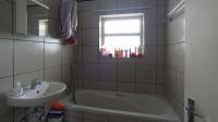 Bathroom 1 - 5 square meters of property in Montana