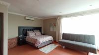 Bed Room 1 - 39 square meters of property in Cyrildene