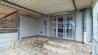 Patio - 22 square meters of property in Lotus Park