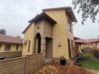 3 Bedroom 2 Bathroom Simplex for Sale for sale in Ormonde