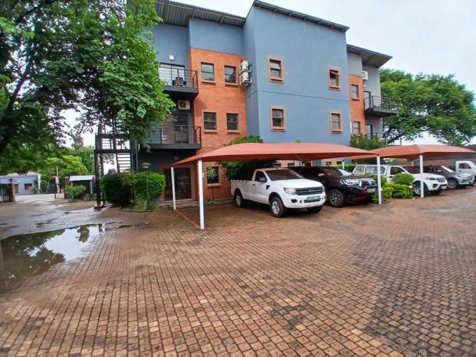 Commercial to Rent in Rustenburg - Property to rent - MR670073