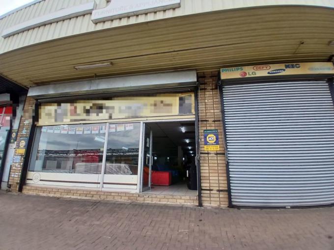 Commercial to Rent in Rustenburg - Property to rent - MR670077