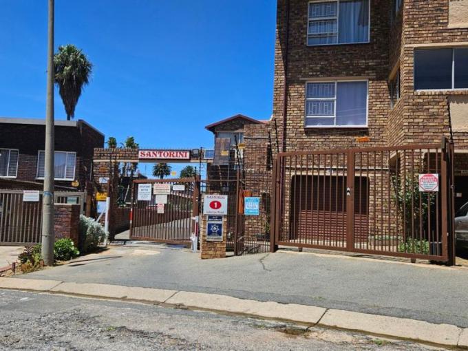 3 Bedroom Apartment for Sale For Sale in Northcliff - MR670159