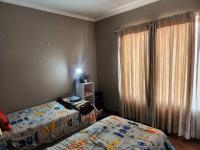 Bed Room 1 of property in Rustenburg