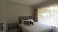 Bed Room 1 - 18 square meters of property in Fourways