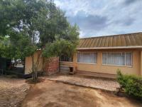  of property in Oudtshoorn