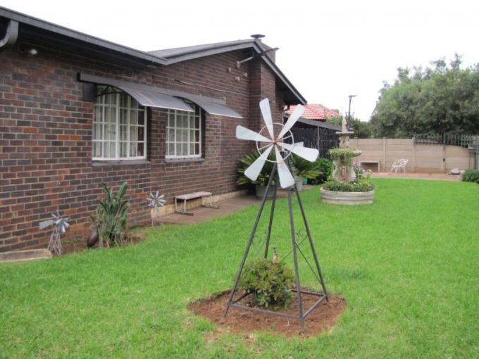 4 Bedroom House for Sale For Sale in Vanderbijlpark - MR670587