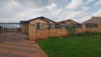 Front View of property in Vosloorus