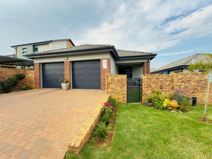 3 Bedroom House for Sale For Sale in Randburg - MR670679