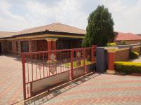 3 Bedroom 2 Bathroom House for Sale for sale in Middelburg - MP