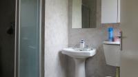 Main Bathroom - 4 square meters of property in Winchester Hills