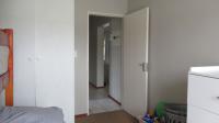 Bed Room 1 - 14 square meters of property in Winchester Hills